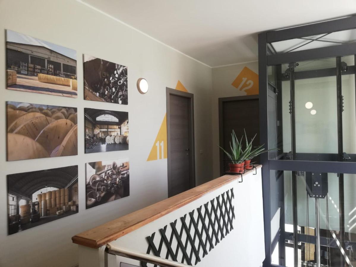 La Cordata Accommodation - Woodhouse Bike Hotel Чинизелло-Бальзамо Экстерьер фото
